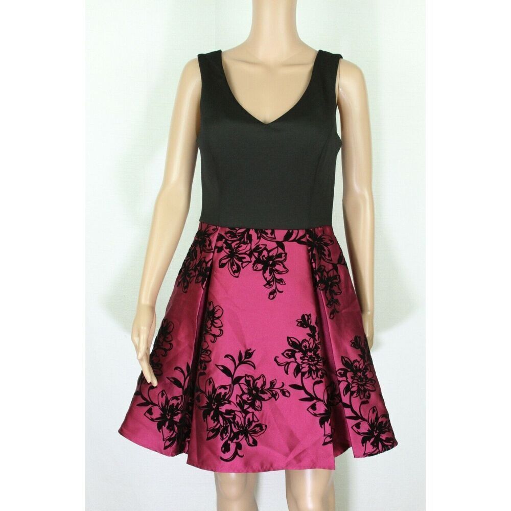 Social Couture Black Burgundy Dress Large Juniors Fit & Flare Floral New
